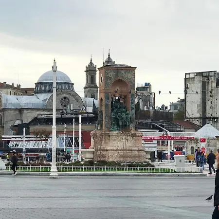 アパート My Fabulous Trendy In Taksim Square イスタンブール